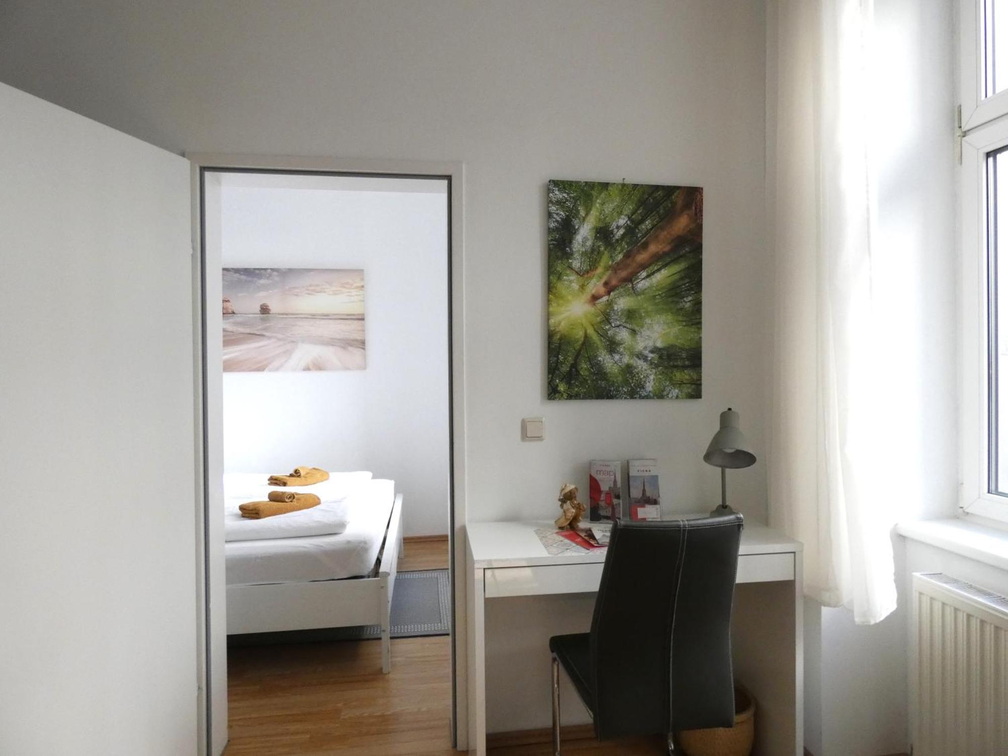 Stylish, Central 2-Room Flat Near Augarten Виена Екстериор снимка